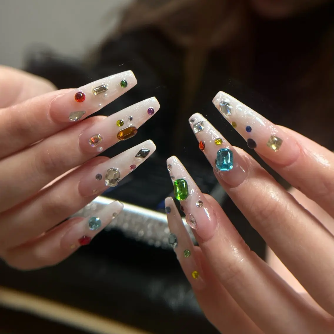 ネイル グラデーション ラメ(グリッター) マグネットネイル ミラーネイル ニュアンスネイル ハンドネイル Lumi de nailsのネイルデザイン