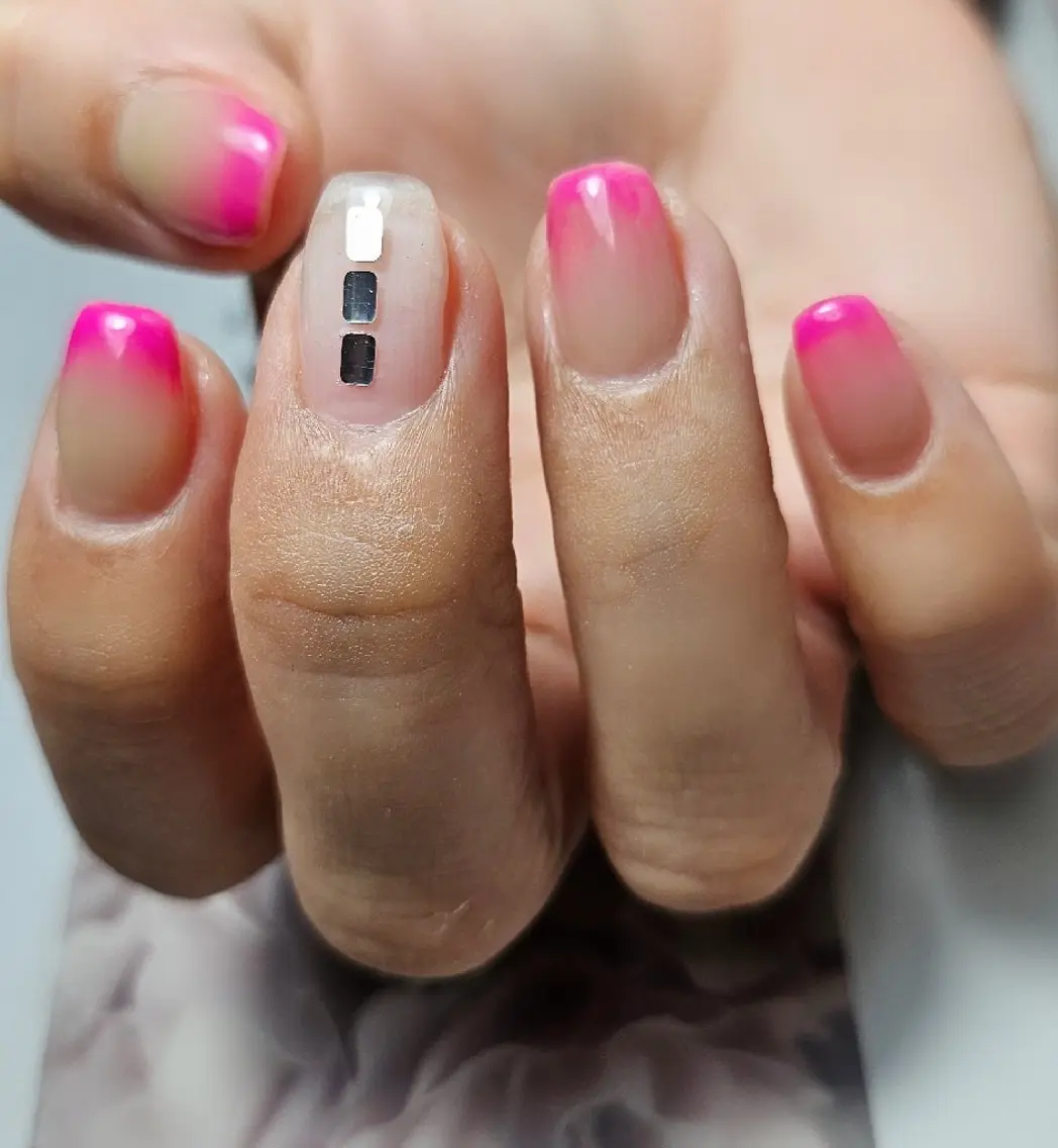 ネイル グラデーション シンプルネイル ハンドネイル Noah'snail   のネイルデザイン