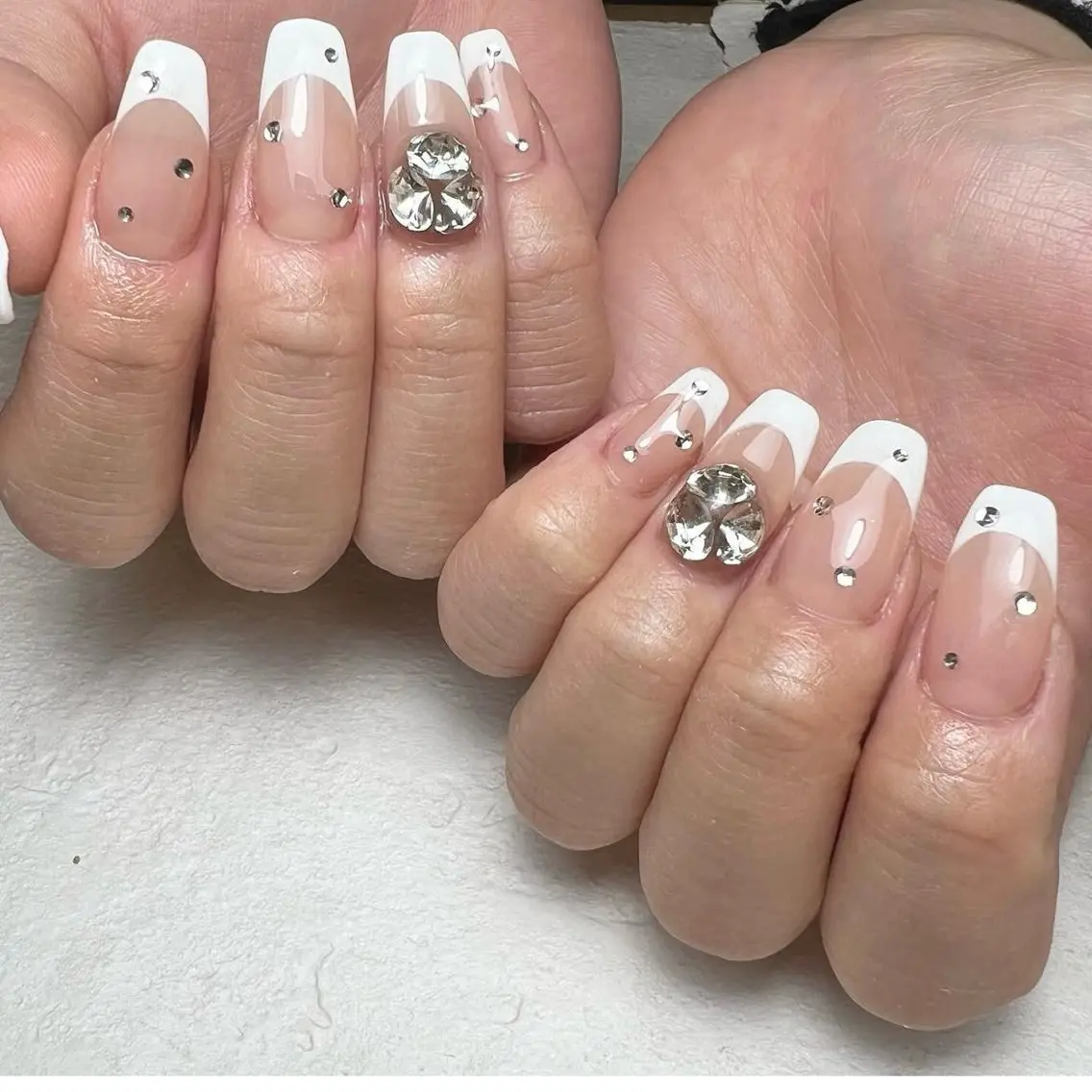 ロング ハンドネイル MAKANI salonのネイルデザイン