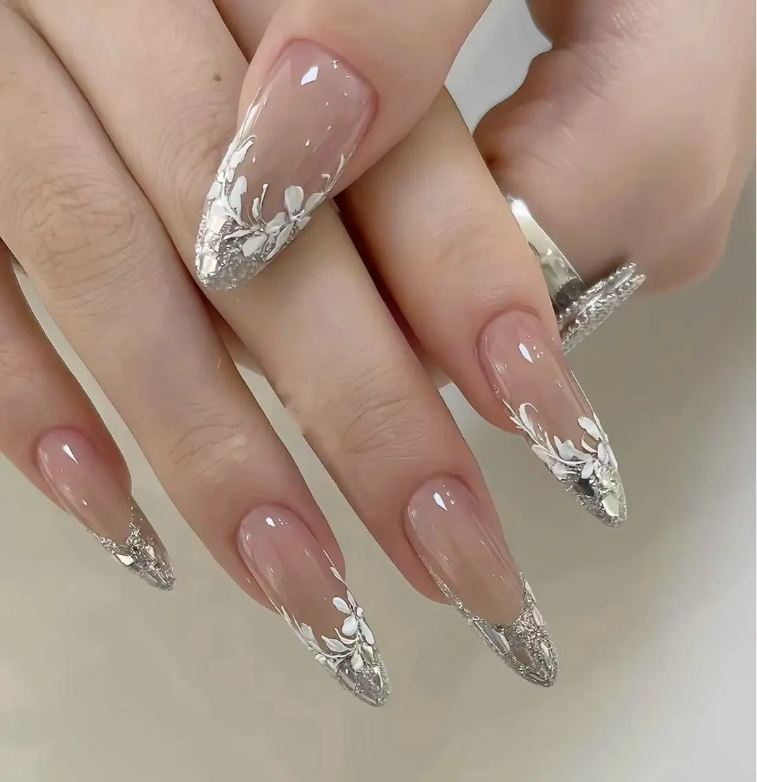 ネイル フラワーネイル フレンチネイル ジェルネイル ガラスフレンチ ハート ハンドネイル BabyYouMi nailのネイルデザイン