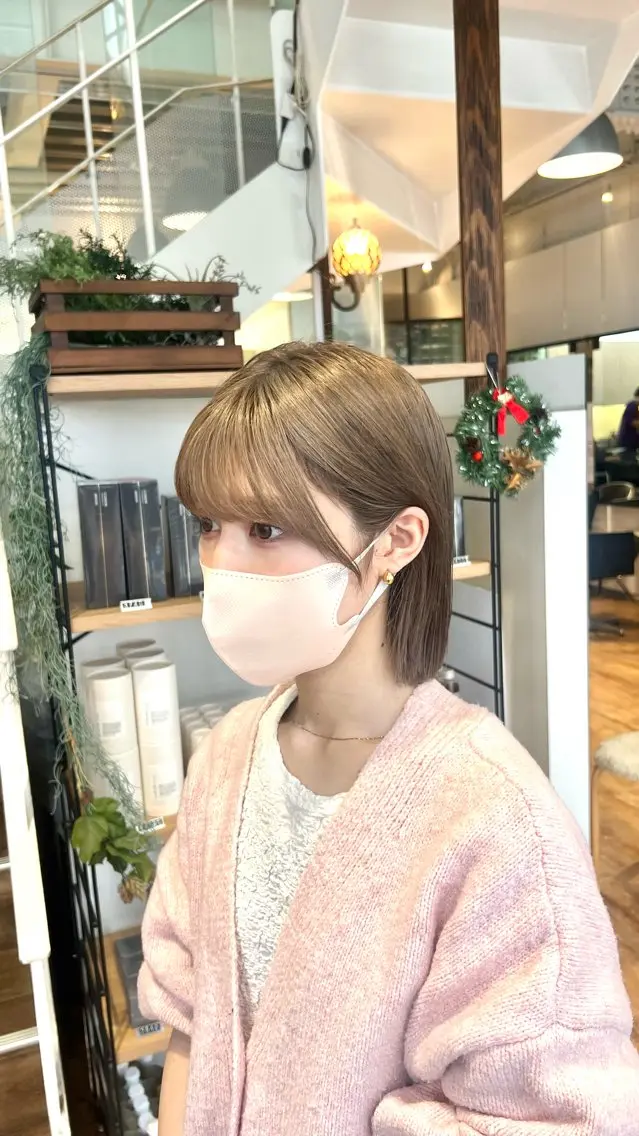 カラー ベージュカラー ミルクティーベージュ ヘアカラー トリートメント インナーカラー♡ Nanakoのヘアスタイル