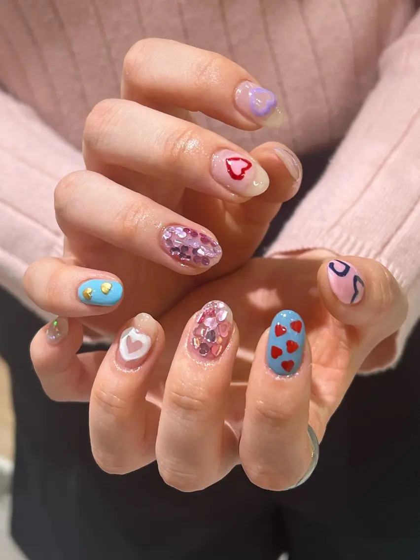 ネイル ハート ハンドネイル レディースパーマ 🧺🪽/SHUNOのヘアスタイル