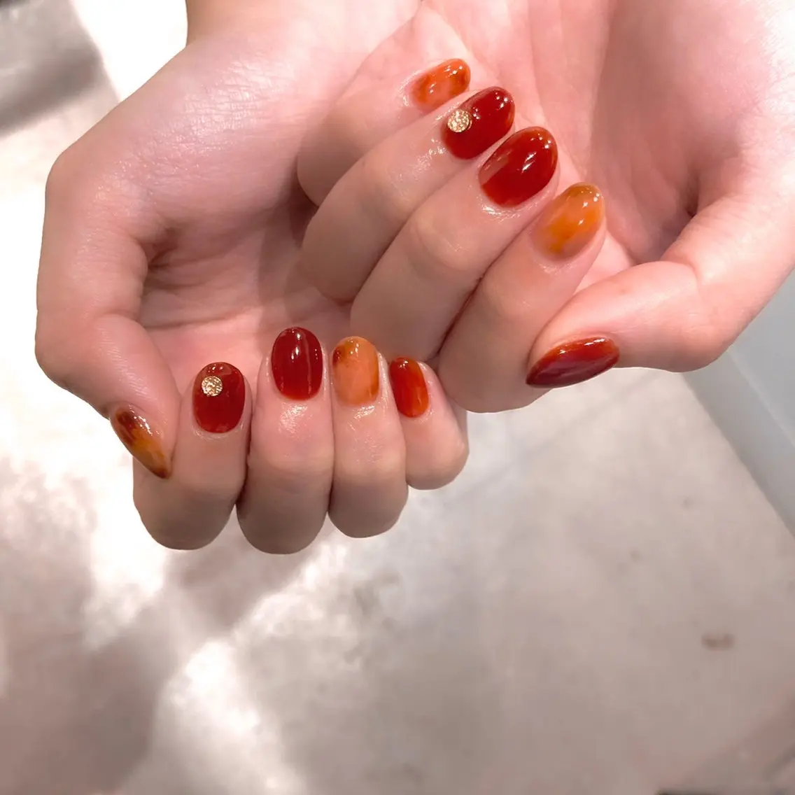 ネイル ハンドネイル 全てパラベース💅 MIORA_琴乃のネイルデザイン