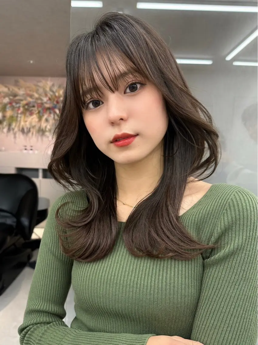 セミロング カット ヘアカラー トリートメント けいし🐬ボブ 美髪縮毛矯正のヘアスタイル