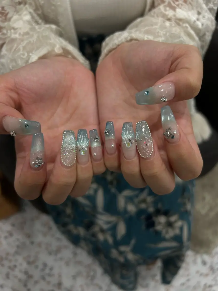 ネイル ハンドネイル 小松 千冬のネイルデザイン