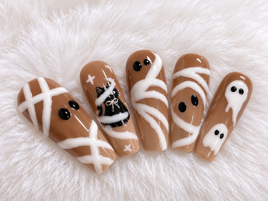 ネイル アートネイル ブラウン ハロウィン ぷっくりネイル 冬ネイル フットネイル 高山ルコ(NAIL) 店長のネイルデザイン