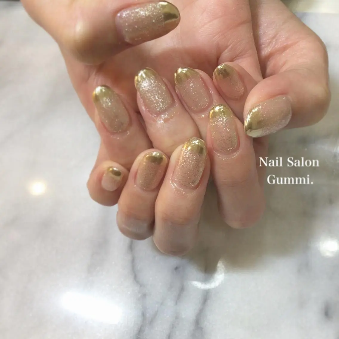 ネイル ゴールド キラキラネイル 韓国ネイル ラメ(グリッター) ミラーネイル Nail Salon Gummi.のネイルデザイン
