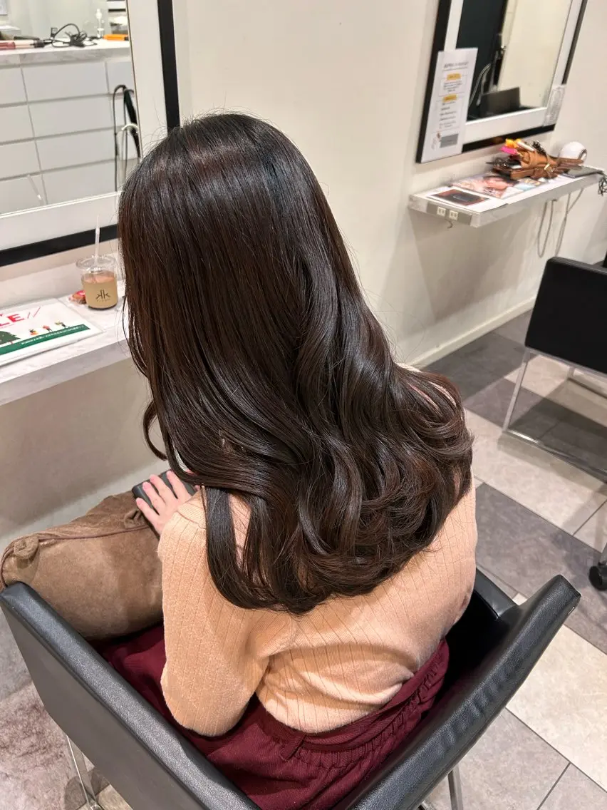 ロング カラー 中原 優美のヘアスタイル