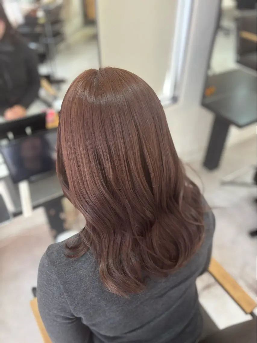 セミロング ヘアカラー 草津美容室🪽 Coconeのヘアスタイル