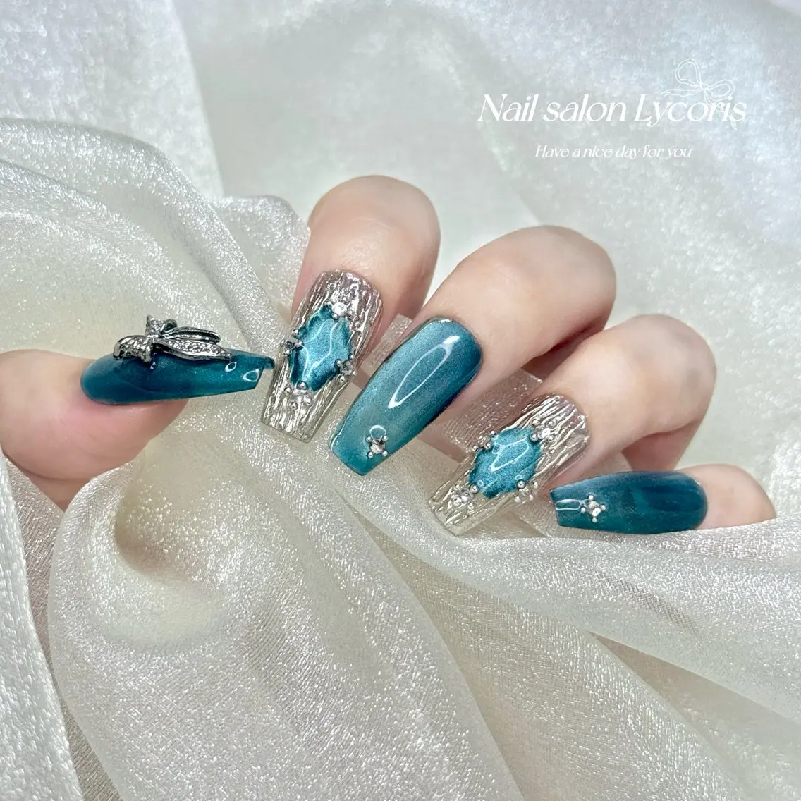 ネイル ハンドネイル Nail salon Lycoris キキのネイルデザイン