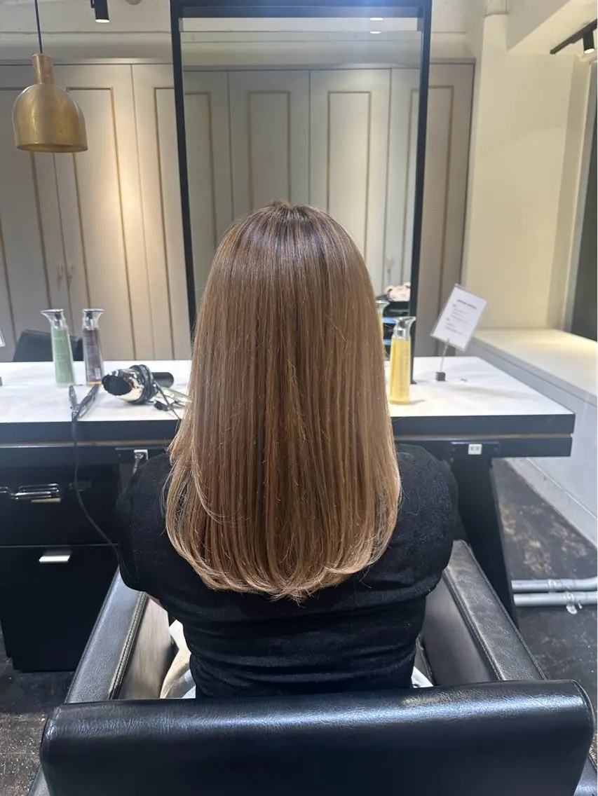 ミディアム 小澤 琉凪のヘアスタイル
