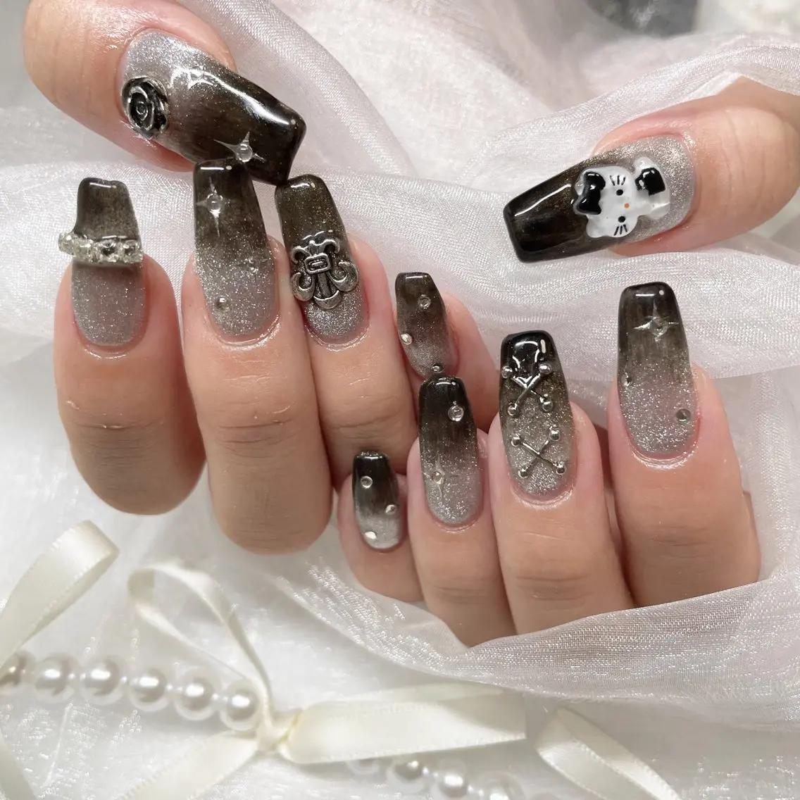 ネイル ジェルネイル グラデーション 韓国ネイル 持ち込み ワンカラーネイル ハンドネイル fiore nail 🦋のネイルデザイン