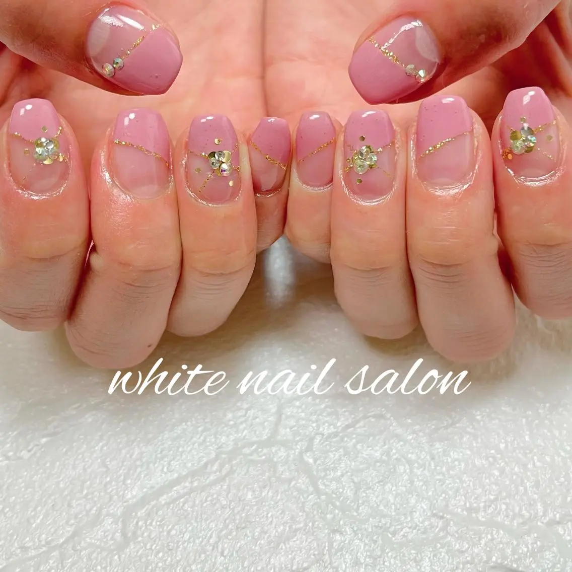 ネイル フットネイル ジェルネイル ハードジェル ラメ(グリッター) 持ち込み ハンドネイル white nail salonのネイルデザイン