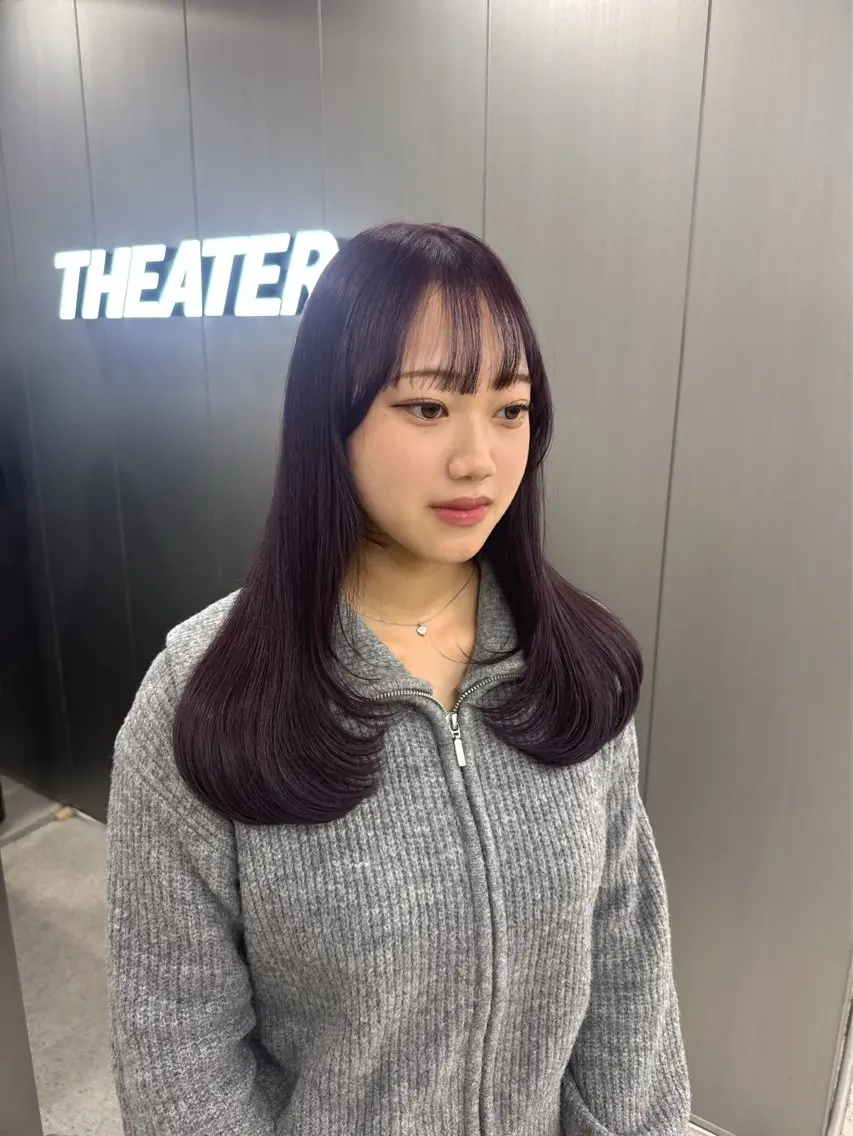 ロング カラー 暗髪🩶ラベンダー/ ブルー/ユウナ🤍のヘアスタイル