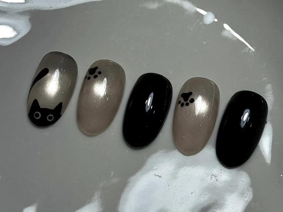 ネイル ブラウン フットネイル フレンチネイル グラデーション 氷ネイル・うるうるネイル ハンドネイル Mixx Nail_ Studioのネイルデザイン