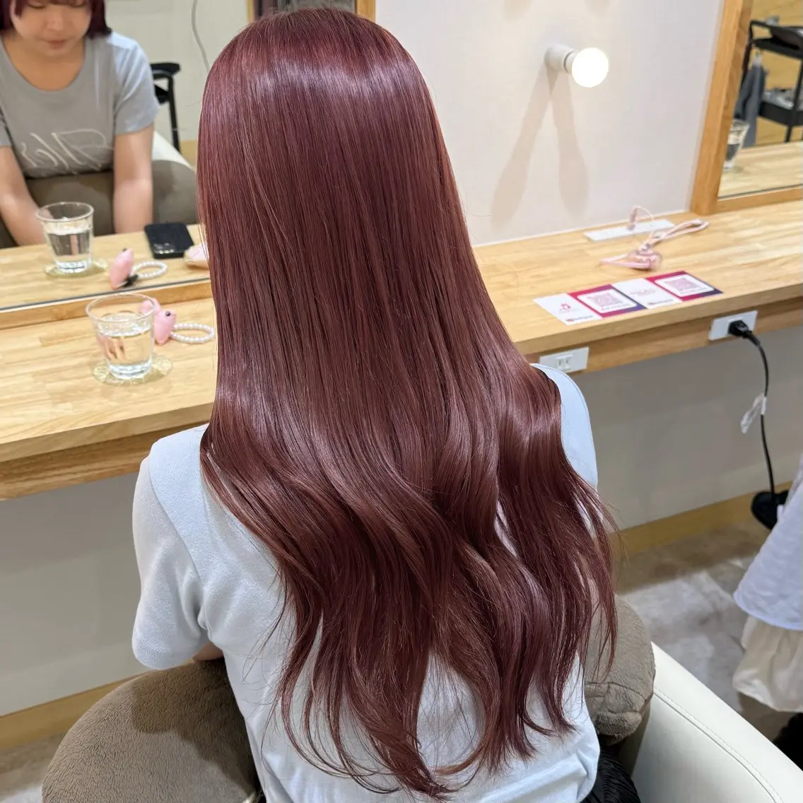 ロング カラー ヘアカラー 柔らかいbeige ￤韓国￤🩰マユ🩰のヘアスタイル
