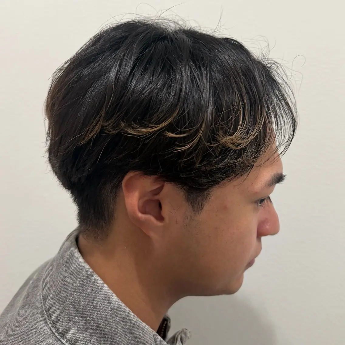 メンズ センターパート カット 内山 翔太のヘアスタイル