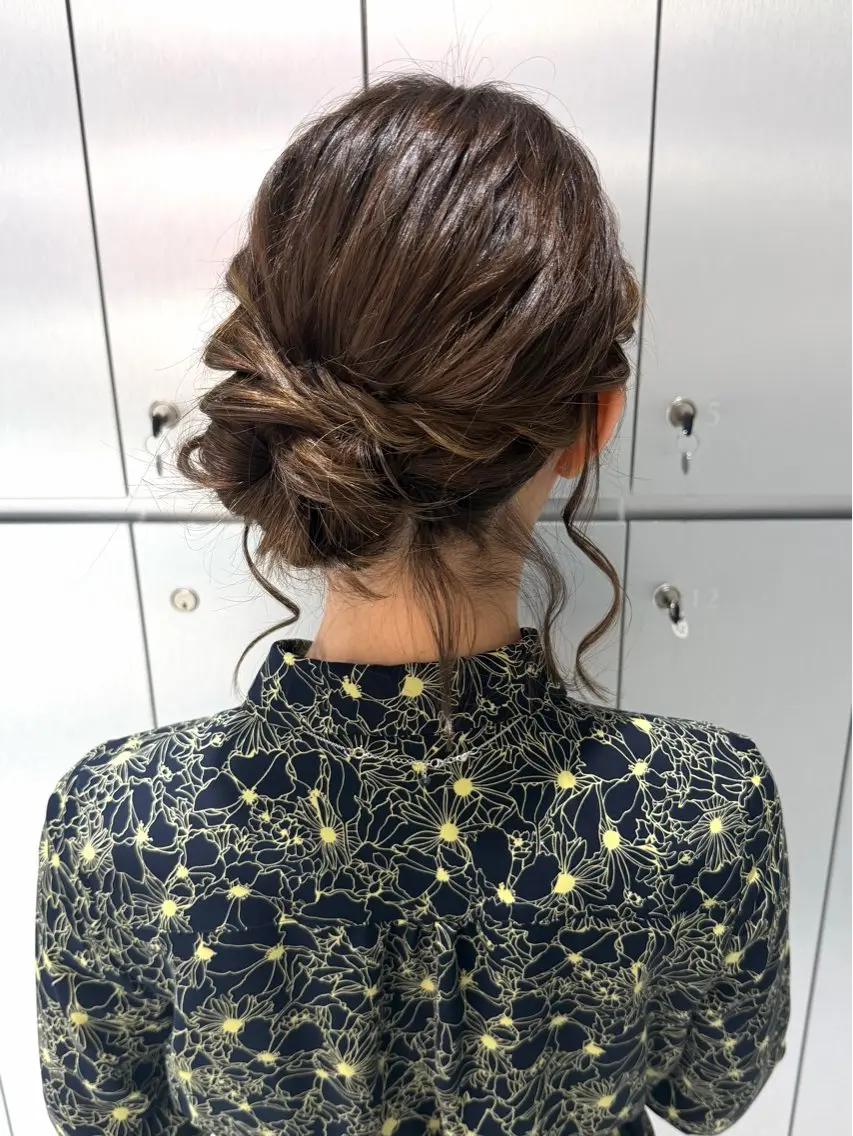 ヘアアレンジ 結婚式・ブライダル ヘアセット ヘアセット🎀耳つぼ 👂💎MONAMIのヘアスタイル