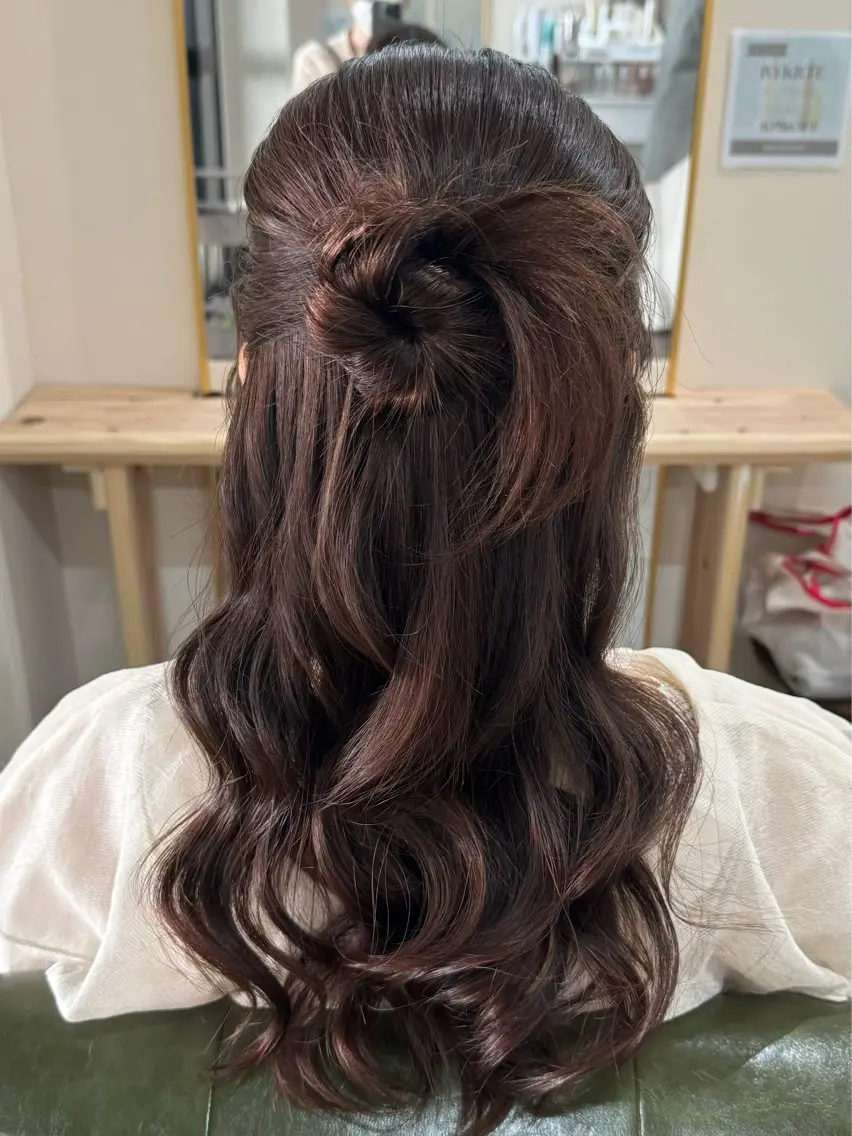 セミロング ヘアアレンジ ハーフアップ ヘアセット 🌷MAYU 🌷のヘアスタイル