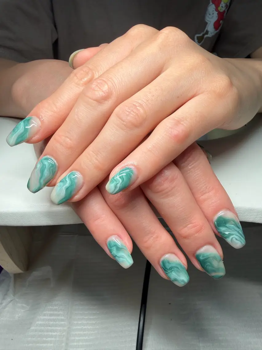 ネイル 大理石ネイル(マーブル) Tinails (ティナネイル)のネイルデザイン