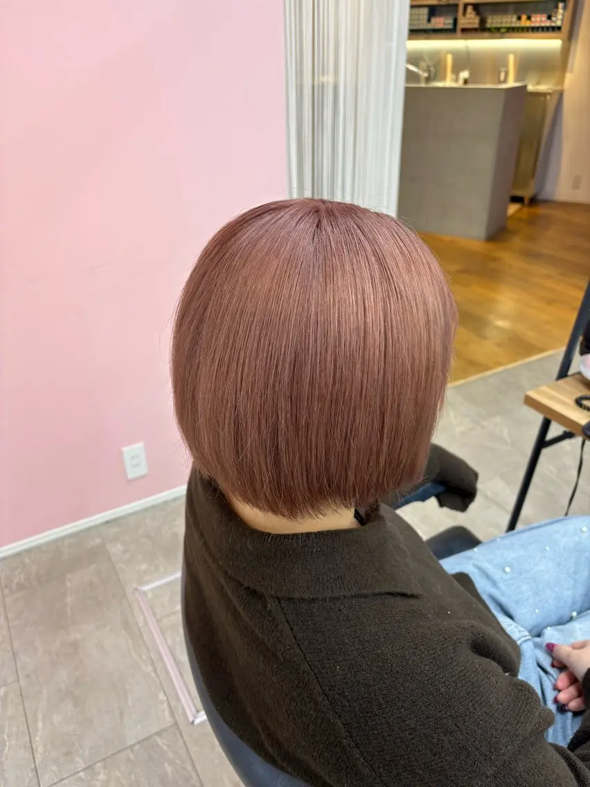 ミディアム カラー ベージュカラー ブリーチ 透明感カラー ピンクカラー ピンクベージュ HASHI AYAKAのヘアスタイル