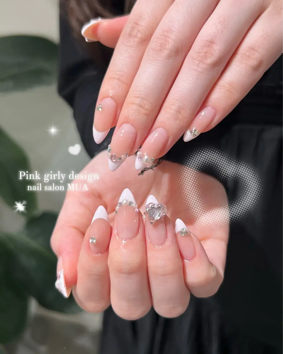 ネイル チークネイル ガーリー ハート ハンドネイル nail salon MUAのネイルデザイン