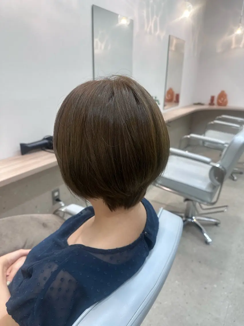 ショート ヘアカラー カラー/縮毛矯正 🍒LILIのヘアスタイル