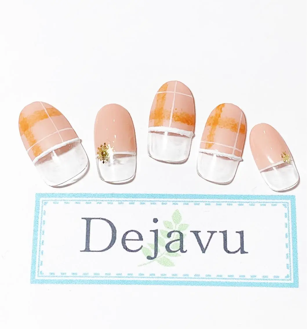 ネイル Nail salon Dejavu 🌿のネイルデザイン