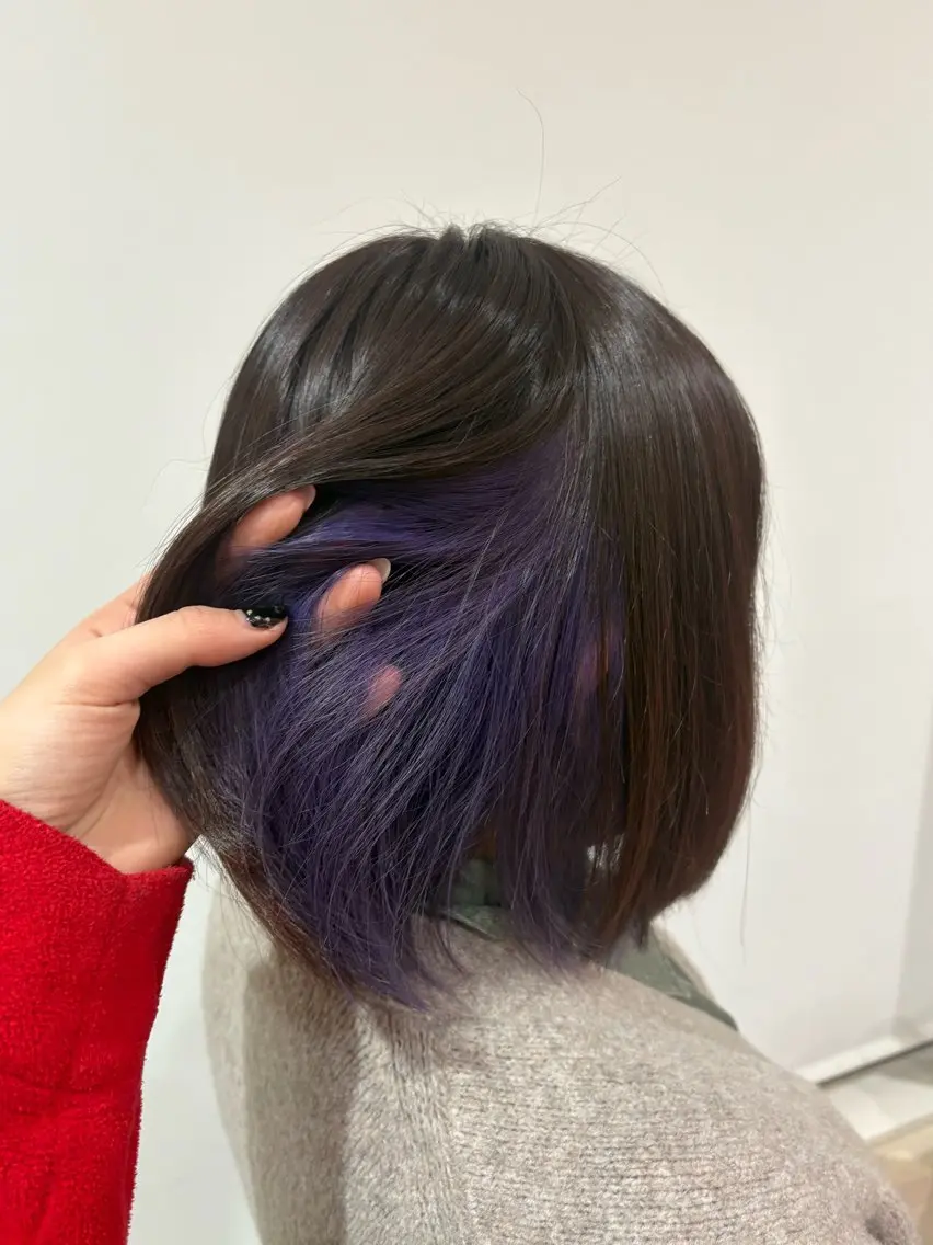 カラー インナーカラー ヘアカラー 岡田 真鈴のヘアスタイル
