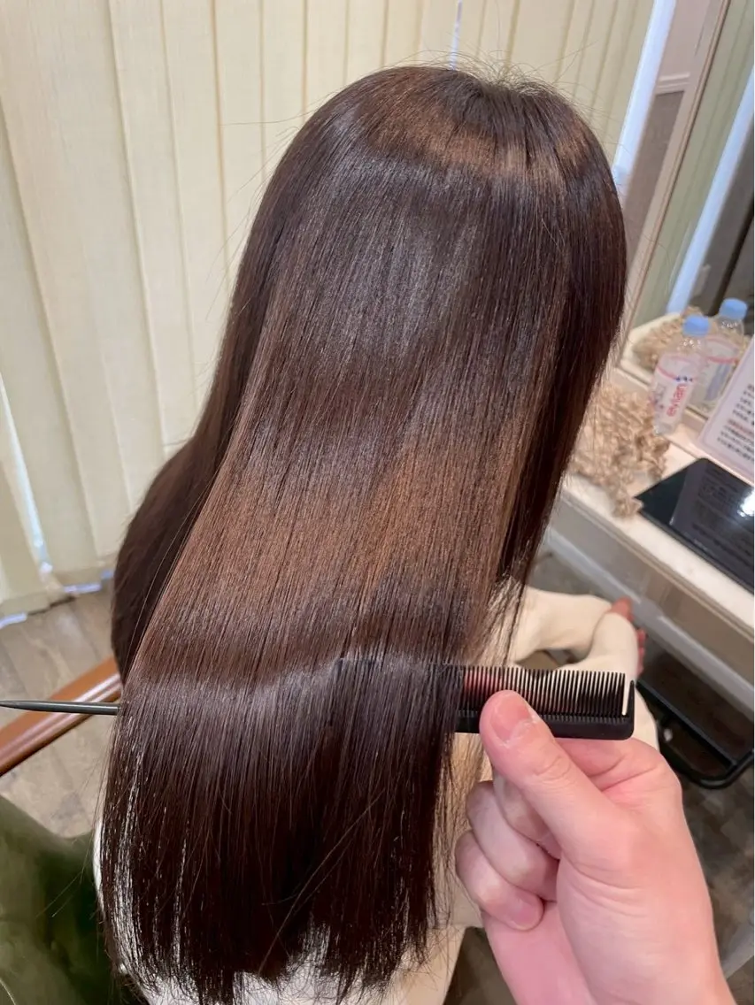 ロング 縮毛矯正 岩間 渉のヘアスタイル