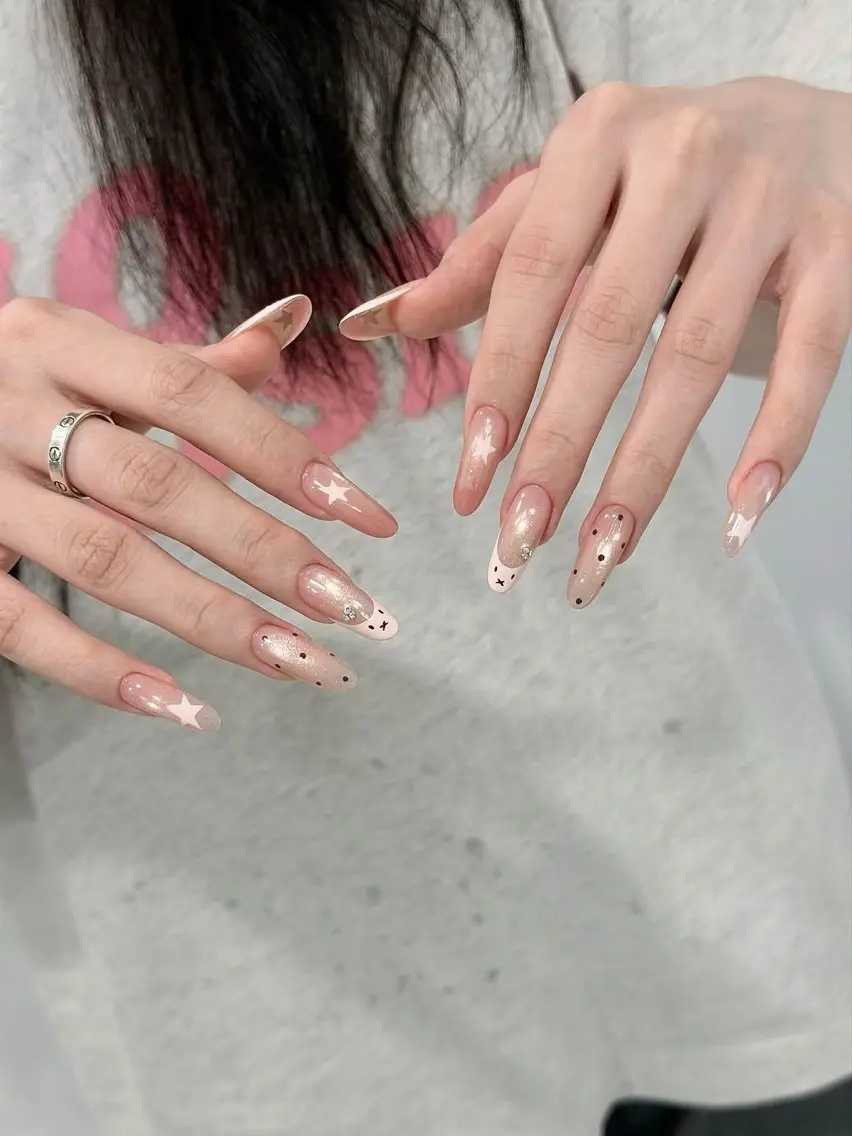 ネイル ハンドネイル Minette nailHuongのネイルデザイン