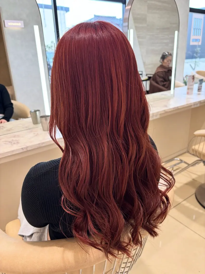 ロング カラー ヘアカラー カワサキ ヒナコのヘアスタイル
