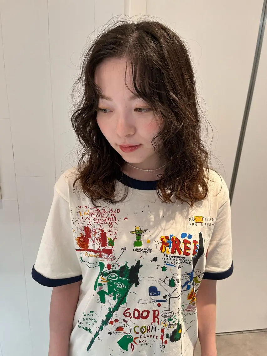 ミディアム パーマ 艶髪✨×顔周りカット 🧚ナツホのヘアスタイル