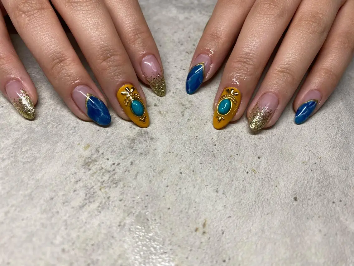 ネイル ハンドネイル ハンドケア ëmma nail_ by chulaのネイルデザイン