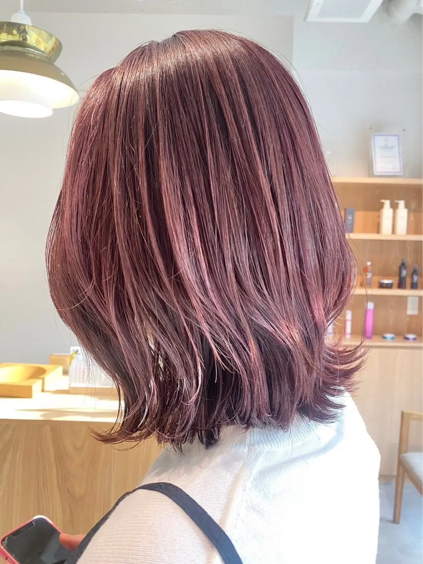 ミディアム 織本 咲良のヘアスタイル