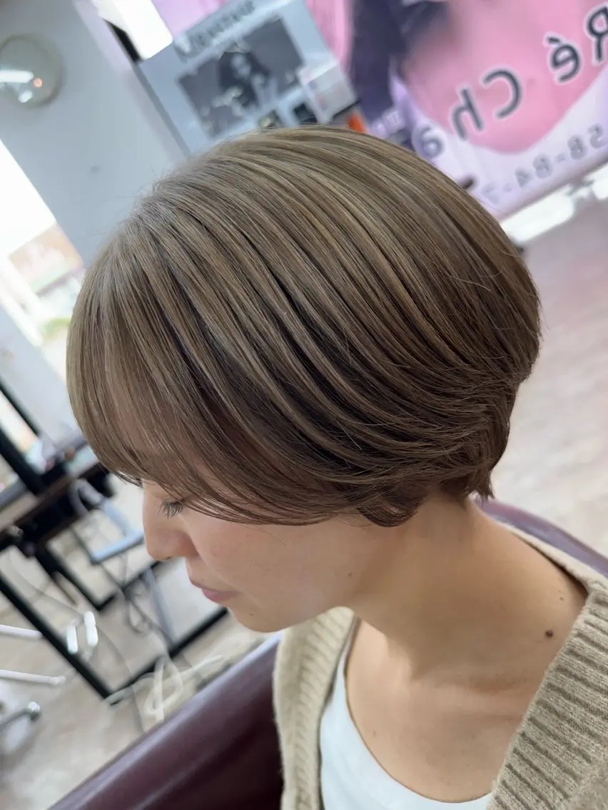 ショート カラー ヘアカラー 🌿佐山 絵梨佳🌿 Recharme新保のヘアスタイル
