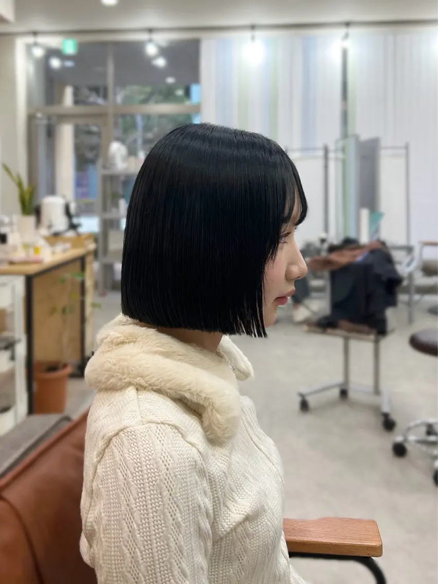 ショート ボブ カット ヘアカラー トリートメント MIDORI🎀 透明感/ベージュのヘアスタイル