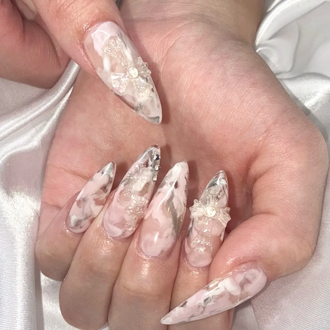 ネイル Nail ヌシん家 AKANEのネイルデザイン