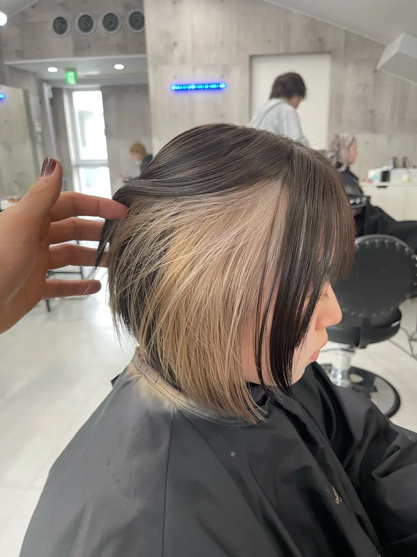ミディアム カラー パーマ ヘアアレンジ メンズ キッズ レイヤーの魔術師 𓍼takumi𓍼のヘアスタイル