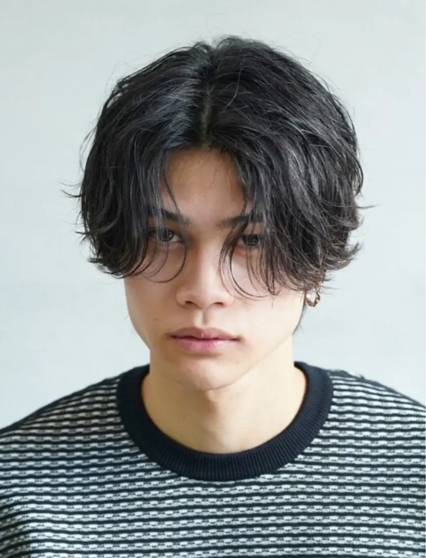パーマ メンズ パーマ 中谷海里/フェザー パーマ/スパイキーのヘアスタイル