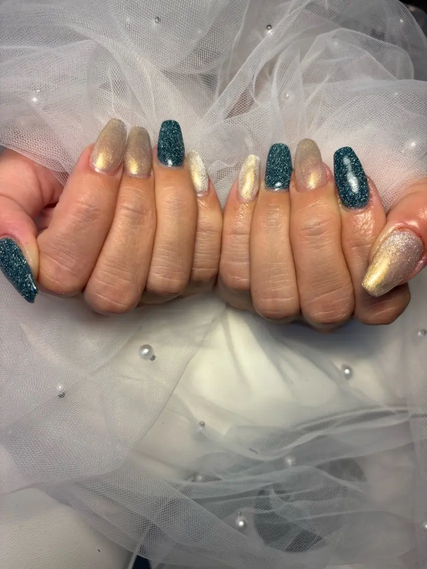 ネイル フラッシュネイル フットネイル フレンチネイル ジェルネイル ガラスフレンチ ハンドネイル Nail salon Natulalのネイルデザイン
