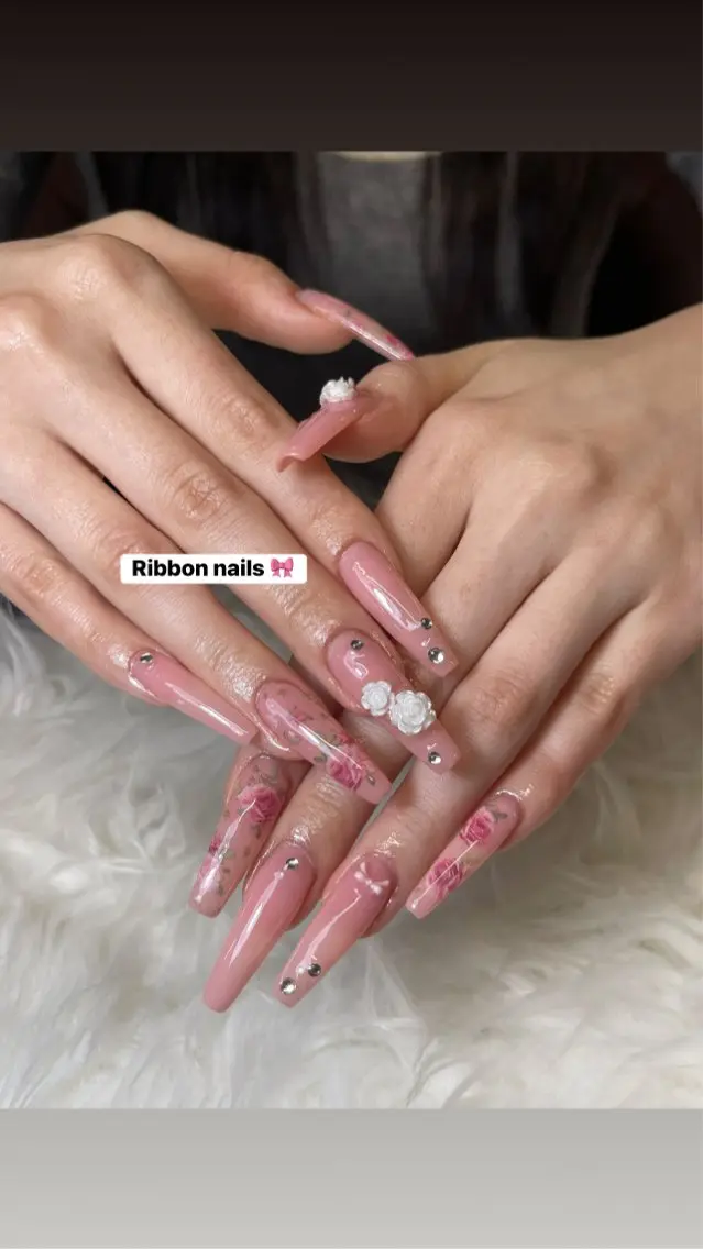 ネイル NiJi Nailsのネイルデザイン