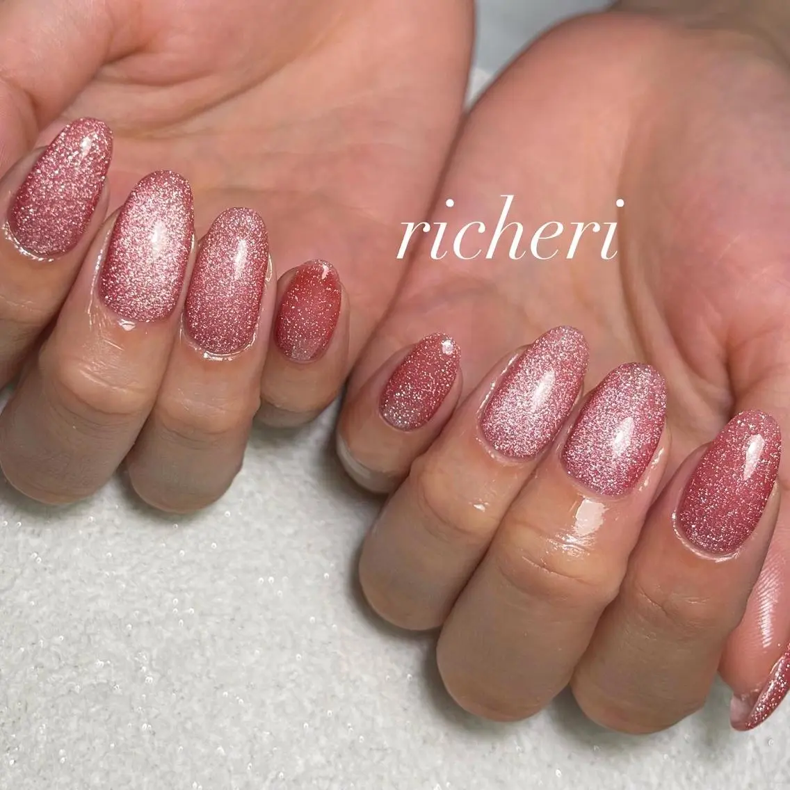 ミディアム ネイル 韓国風ヘア アートネイル フラッシュネイル フレンチネイル ジェルネイル richeri beautyのエステ・リラクイメージ