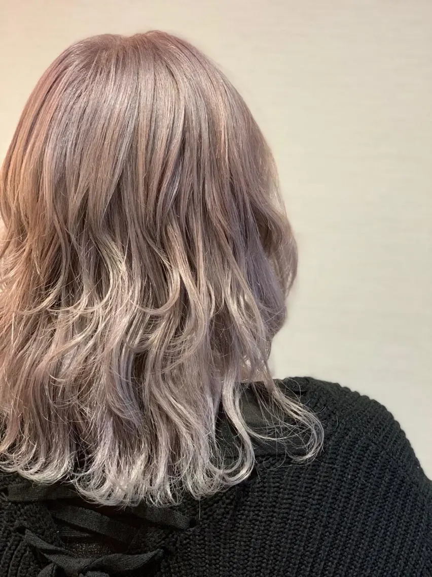 💙全体ケアブリーチ+透明感カラー+オージュア4stepトリートメントの写真
