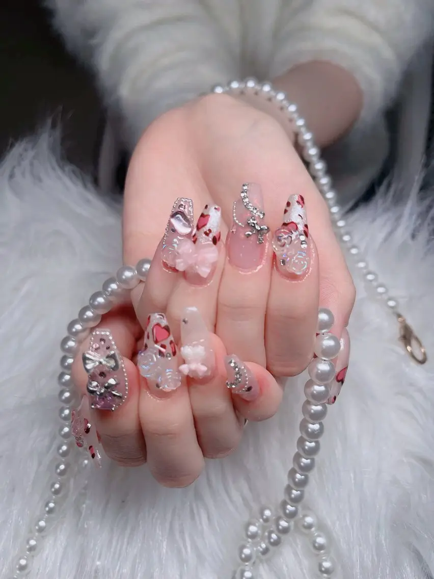 ネイル フレンチネイル ジェルネイル ハロウィン キラキラネイル 韓国ネイル H.baby Nail Salonのネイルデザイン