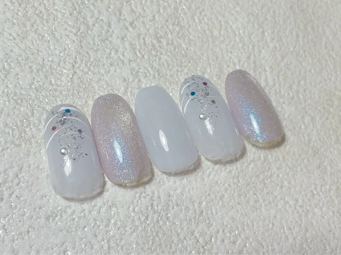 ネイル オーロラネイル フットネイル フレンチネイル ジェルネイル マグネットネイル ハンドネイル mogunail &blowのネイルデザイン