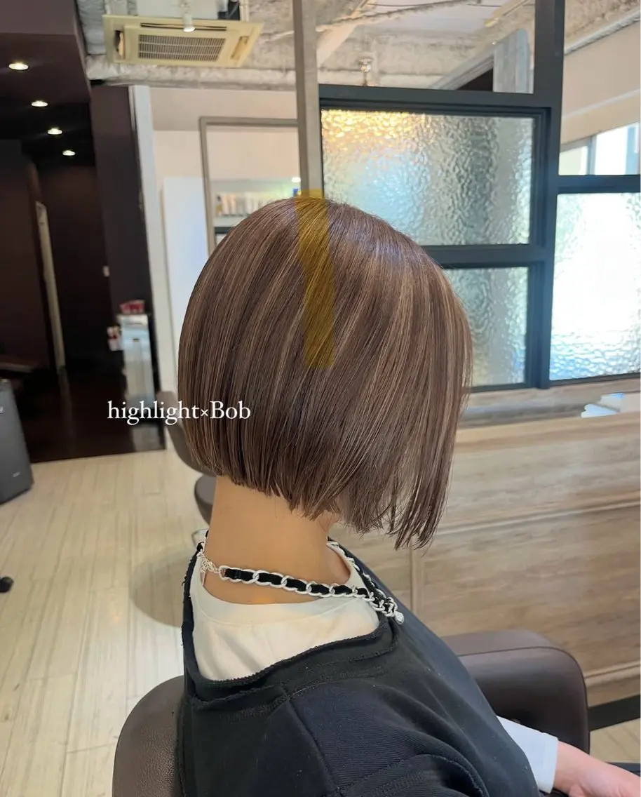 ショート カラー 透明感&レイヤー 似合わせ🫧/なぎのヘアスタイル