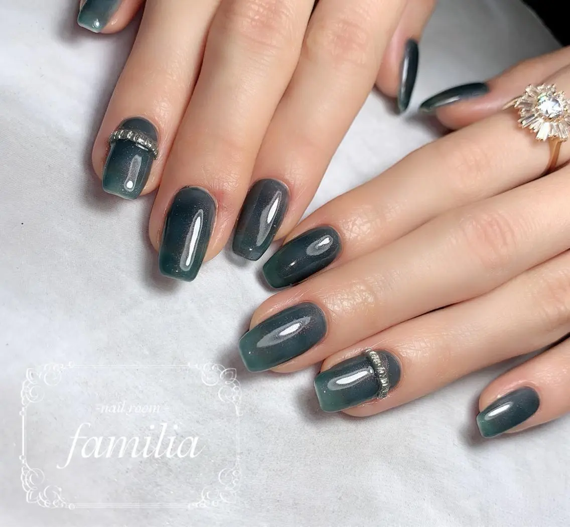 ネイル ハンドネイル -nailroom- familiaのネイルデザイン