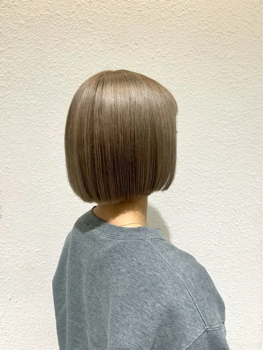 ショート カット ヘアカラー トリートメント 西山 琴音のヘアスタイル