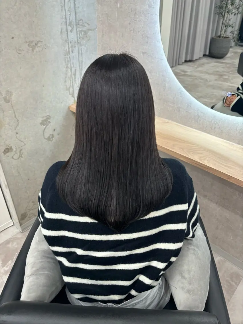 セミロング カラー ヘアアレンジ 透明感カラー グレージュ 苗代萌/ぷるツヤ髪 🫧／レイヤーカットのヘアスタイル